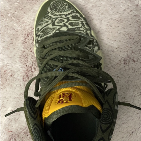 Mismatch kyrie 5s - Picture 10 of 10